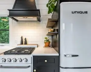 Casa Sobre Rodas 10,9m x 2,5m – Tiny House Sobre Rodas com Reboque e 29,2 m² de Área Habitável | Perfeita para Camping e Viagens | Aproveite Até 50% de Desconto